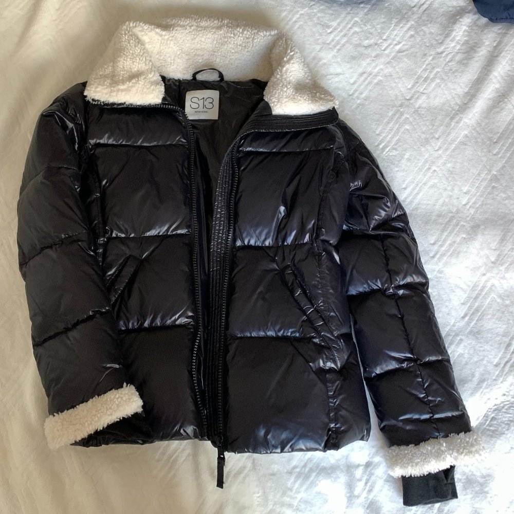 S13 New York Black Shiny Puffer